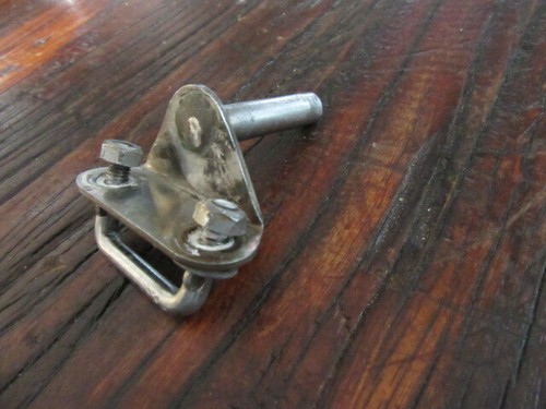 Pintle for dinghy or - pintle,